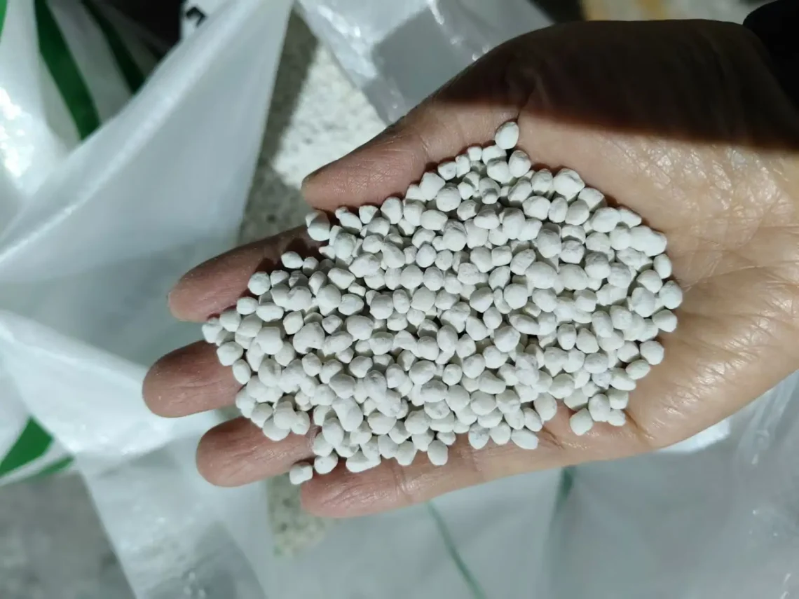 200MT Granular ammonium sulphate delivery to Colombia market.